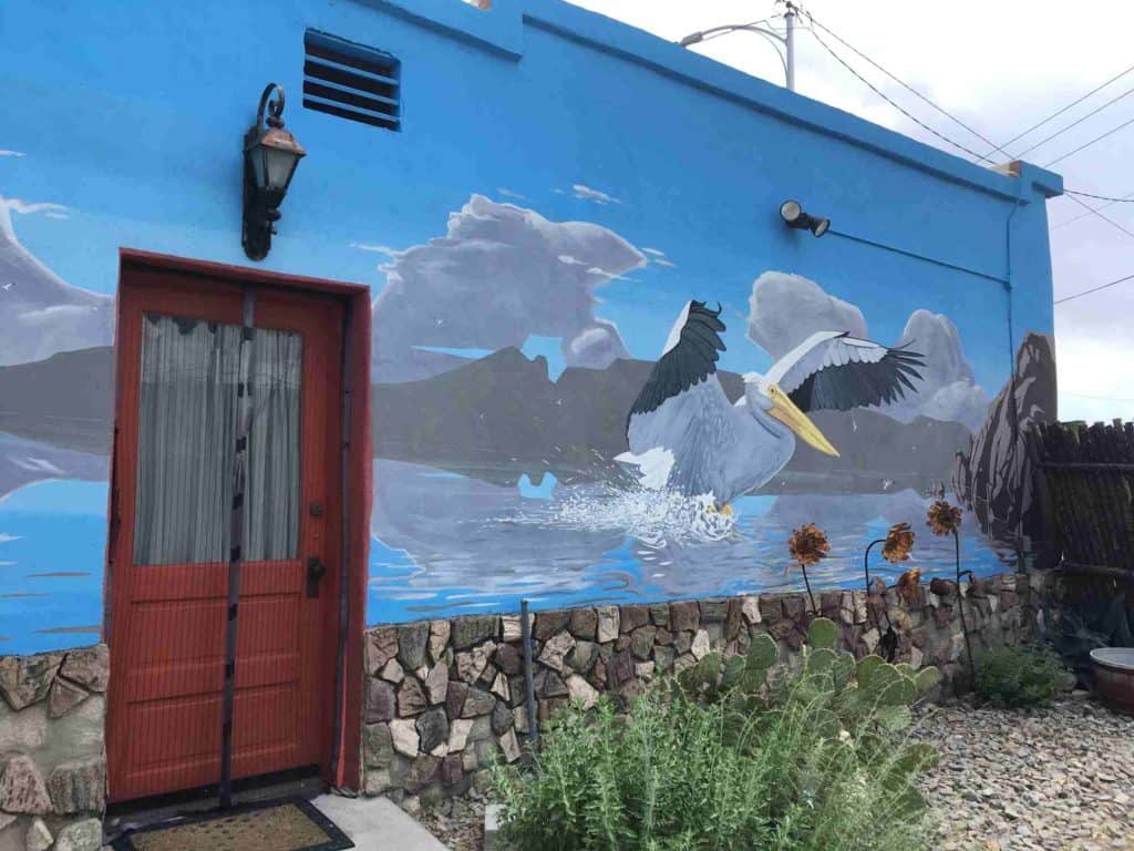 pelican mural at pelican spa