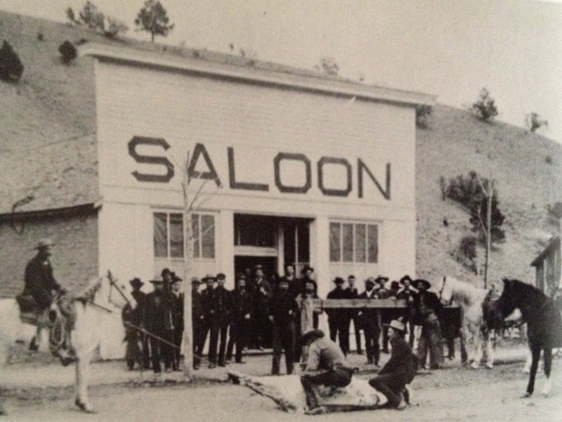 old photo of people outside the chloride saloon