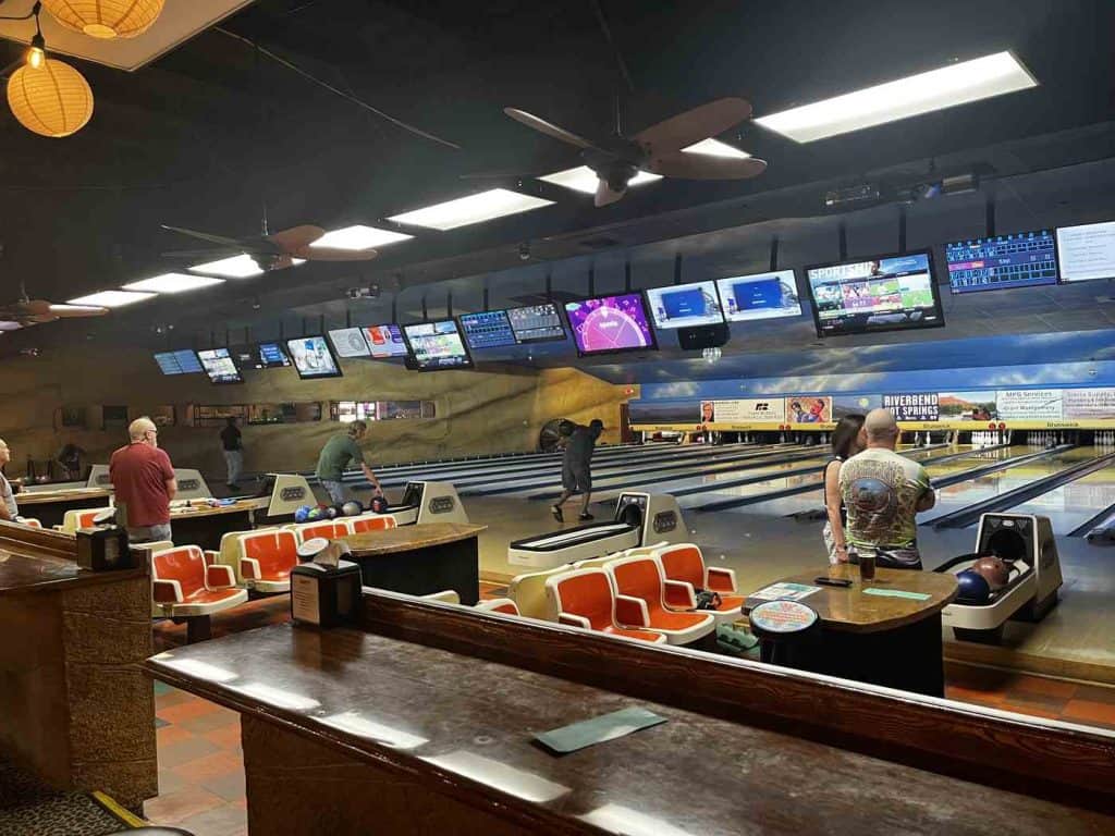 sidekixx kitchen bar bowling