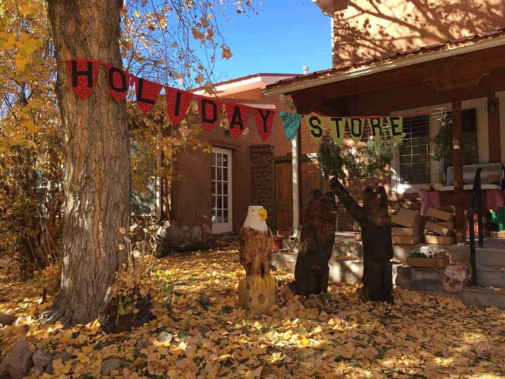 monticello holiday store