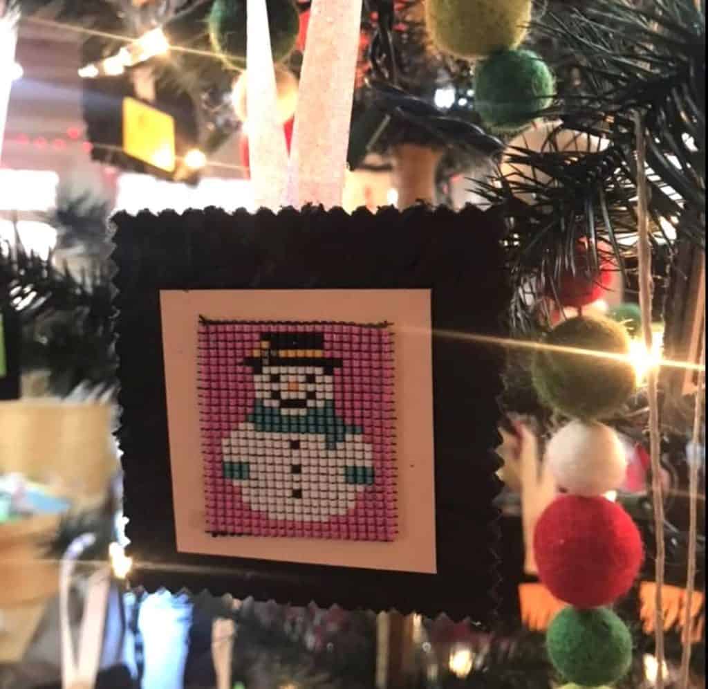 monticello holiday store ornament