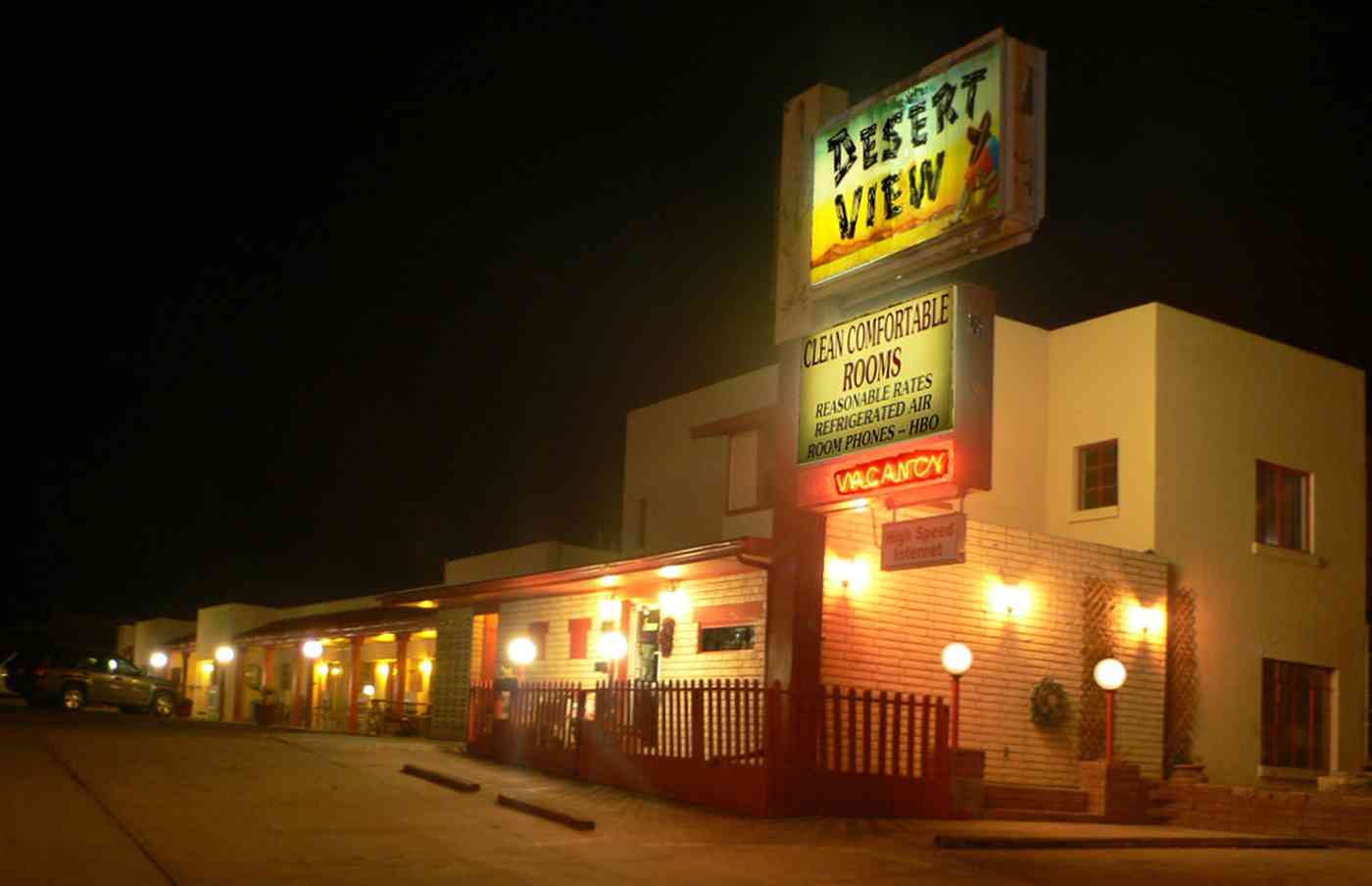 Desert View Inn, Truth or Consequences, at night