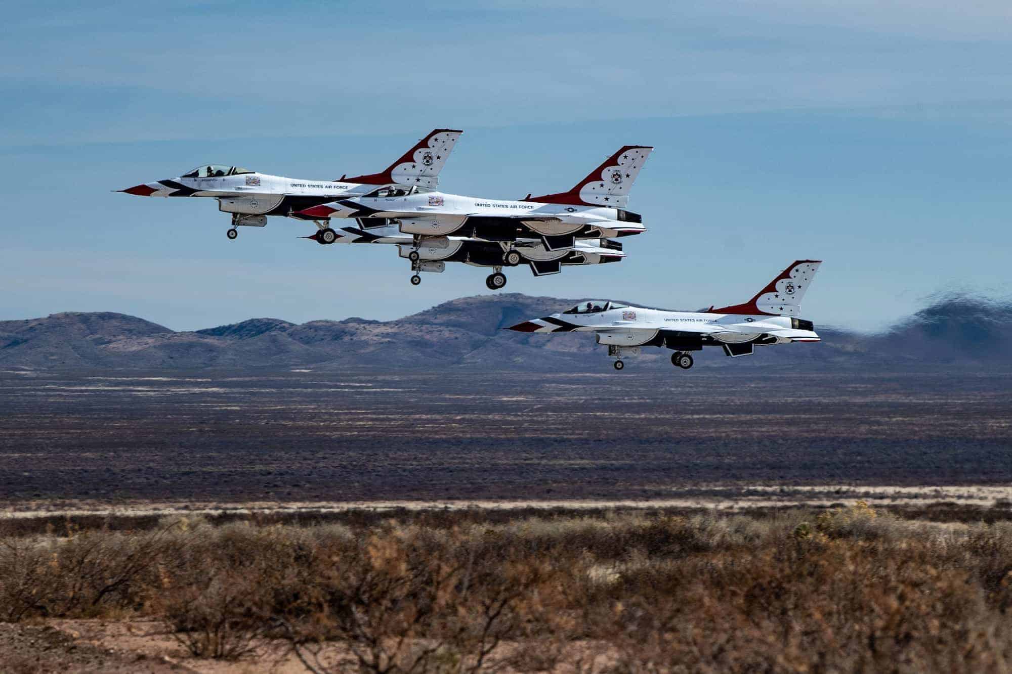 airforce thunderbirds training at spaceport america in new mexico