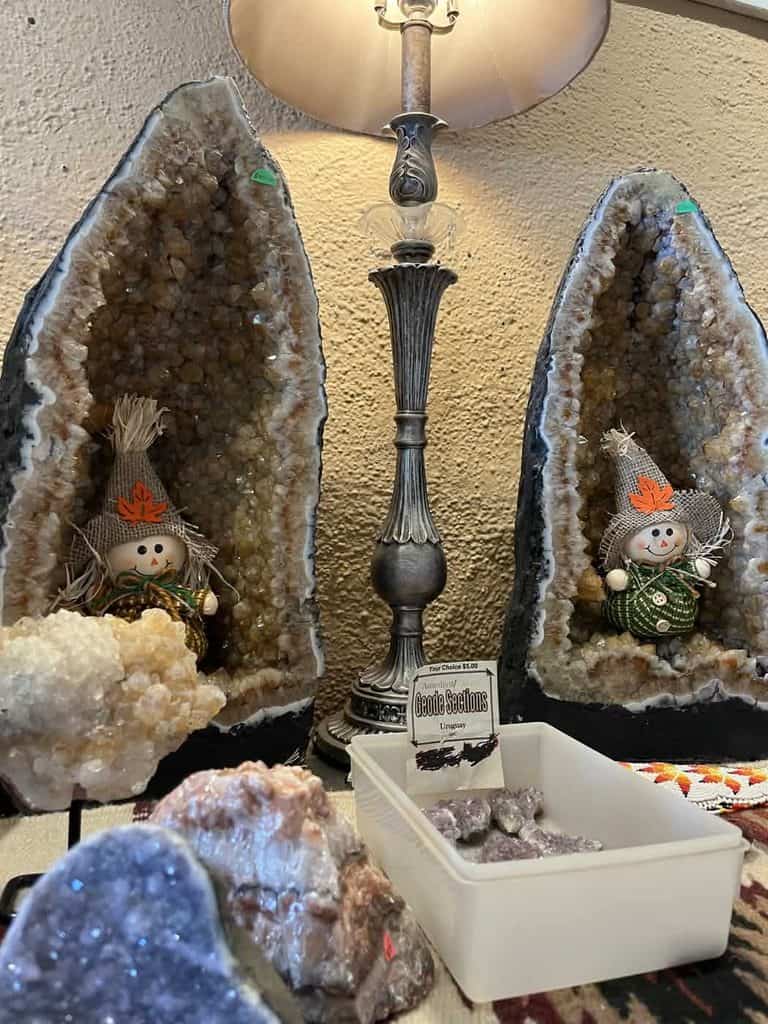 crystals at hillsboro tradin post