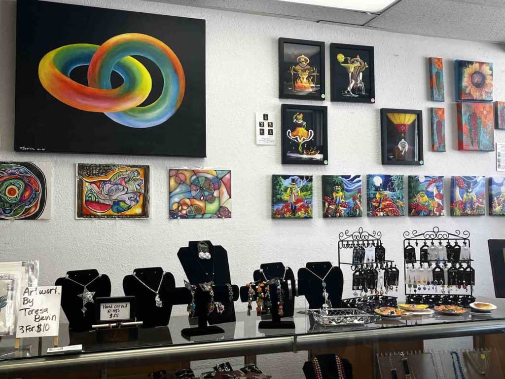 paintings and jewelry at sierra makers market