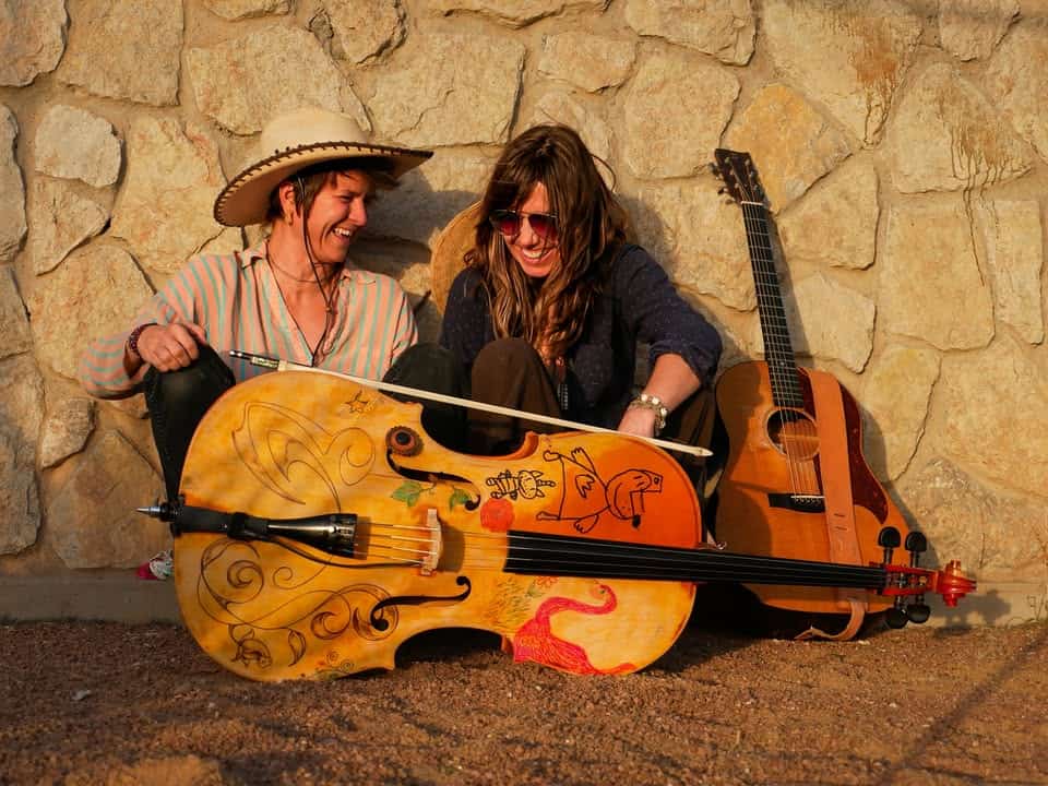 tif and mollie live at t or c brewing