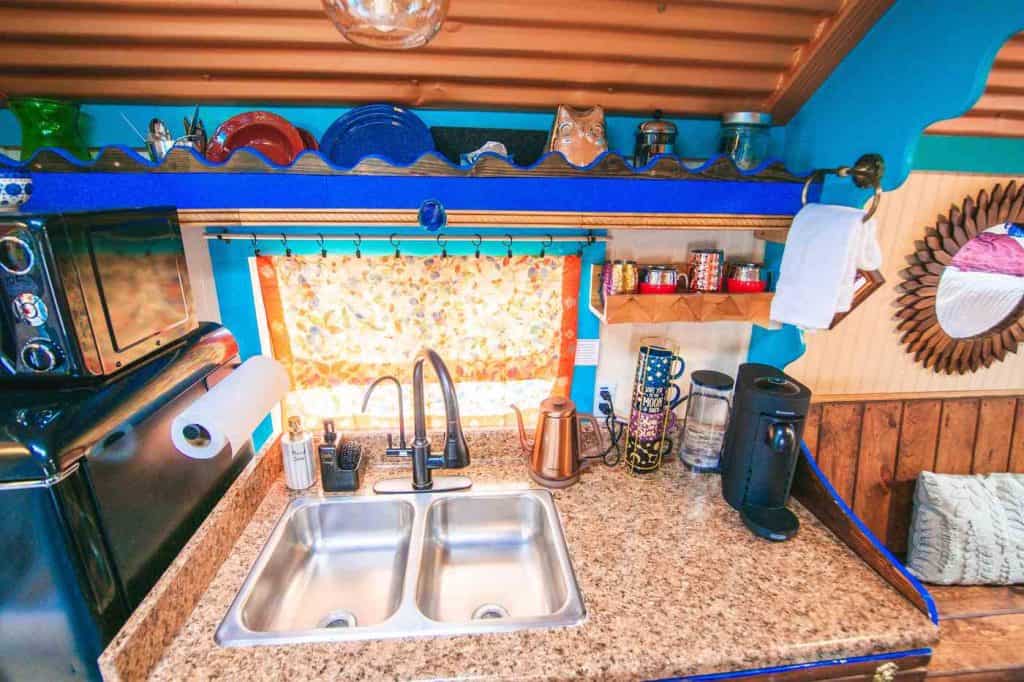 sundancer dream wagon kitchenette