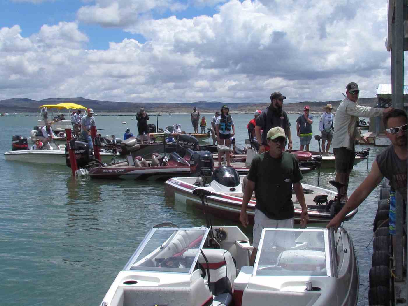 junior open boats coming in