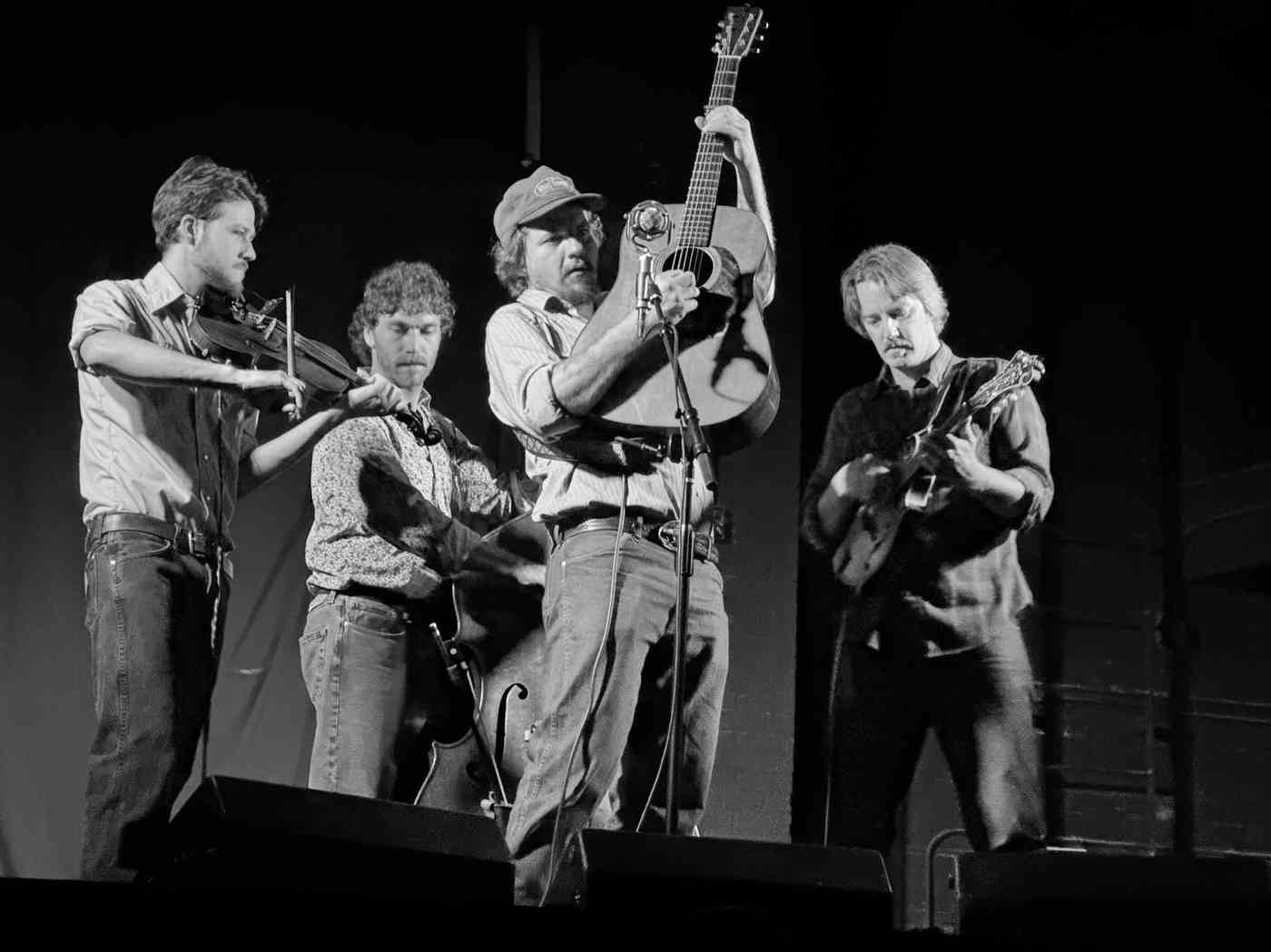 fretliners - performing in truth or consequences as part of the levitt concerts